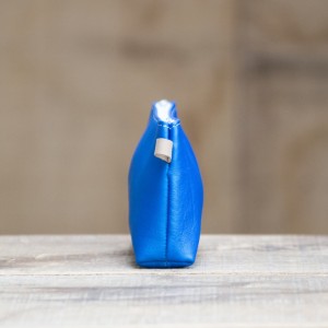 TROUSSE CUIR BLEU METAL | L'écolière